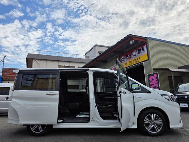 HONDA STEPWAGON SPADA HYBRID 2019