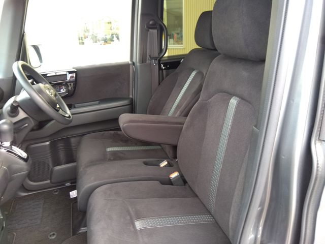 HONDA N BOX CUSTOM 2021