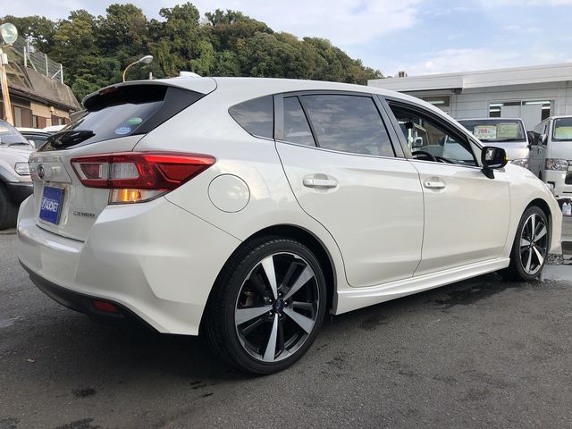 SUBARU IMPREZA SPORT 2017