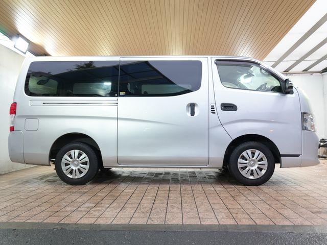 NISSAN NV350 CARAVAN 2018