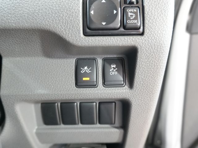 NISSAN NV350 CARAVAN 2018