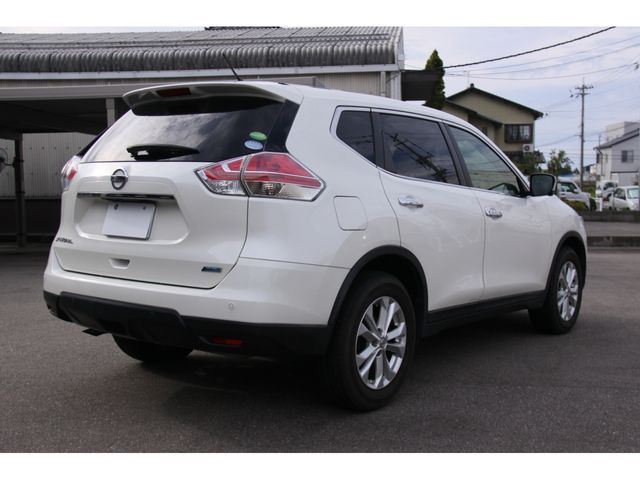 NISSAN X-TRAIL 4WD 2015