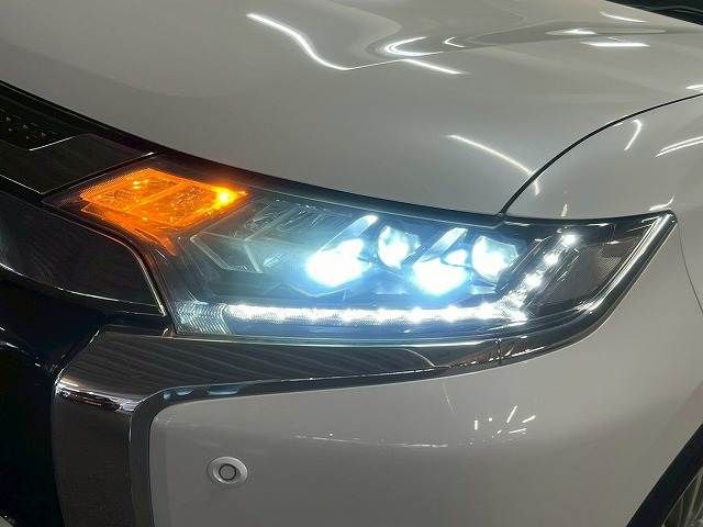 MITSUBISHI OUTLANDER PHEV 2019