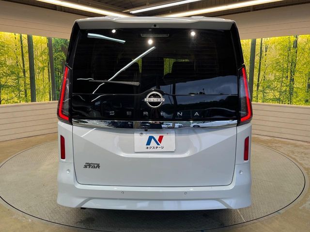 NISSAN SERENA  WG 2023