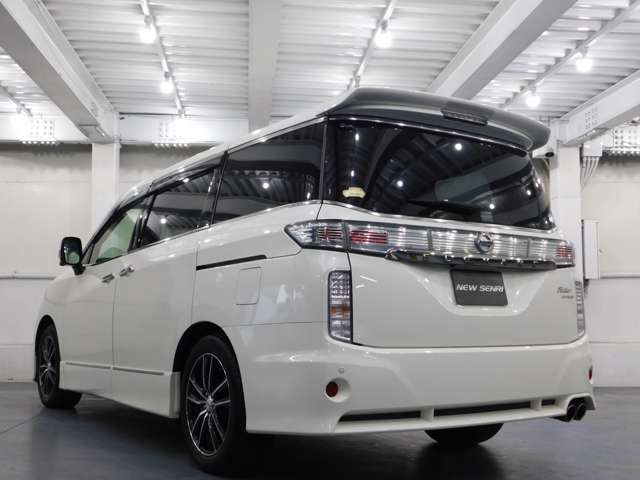 NISSAN ELGRAND 2015