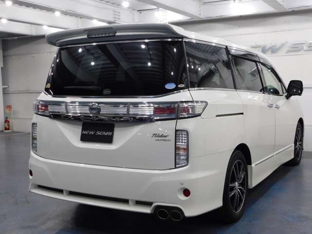 NISSAN ELGRAND 2015