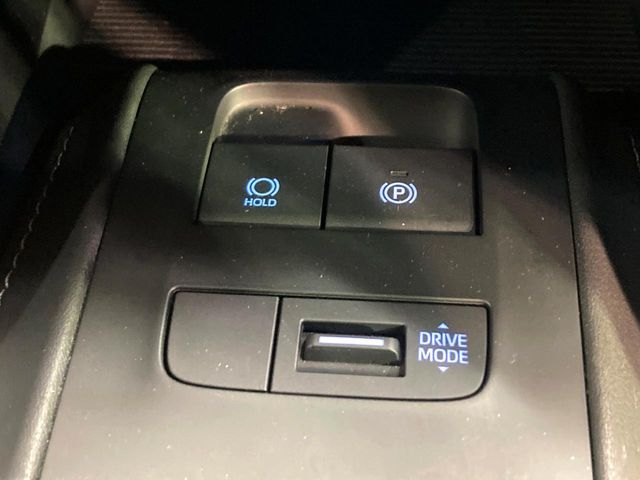 TOYOTA HARRIER 2WD 2022