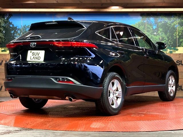 TOYOTA HARRIER 2WD 2022