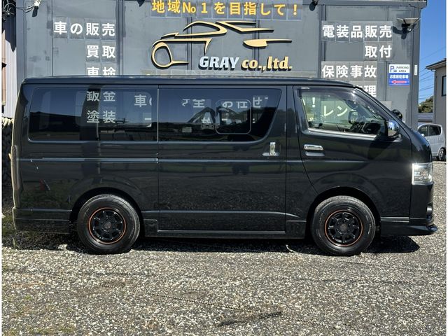 TOYOTA HIACE van 4WD 2020