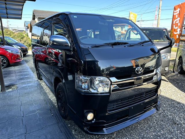 TOYOTA HIACE van 4WD 2020