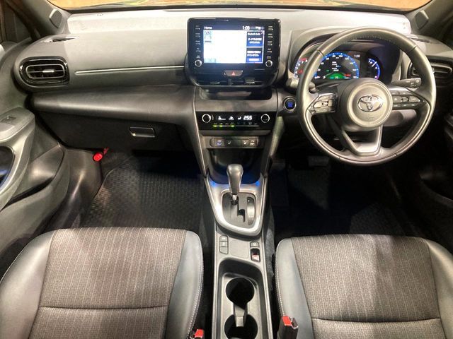 TOYOTA YARIS CROSS 2023