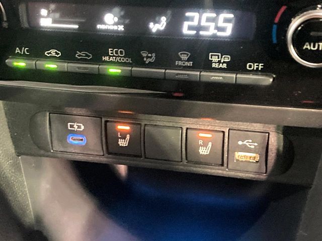 TOYOTA YARIS CROSS 2023