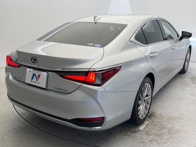 TOYOTA LEXUS ES300h 2019
