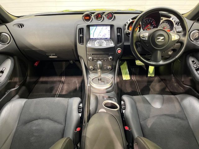 NISSAN FAIRLADY Z 2012