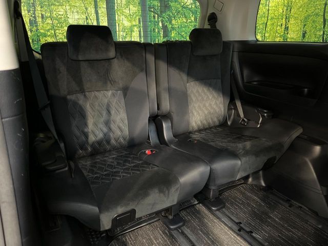 TOYOTA VELLFIRE 2018