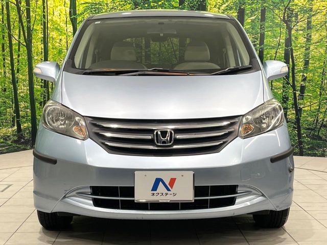 HONDA FREED 2010