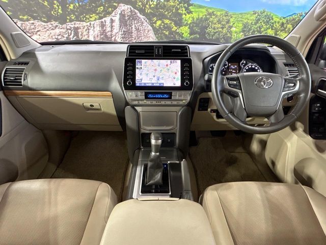 TOYOTA LANDCRUISER PRADO 2023