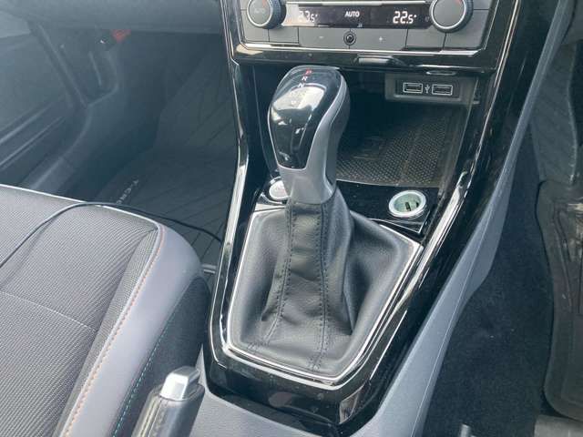 VOLKSWAGEN VOLKSWAGEN T-Cross 2021