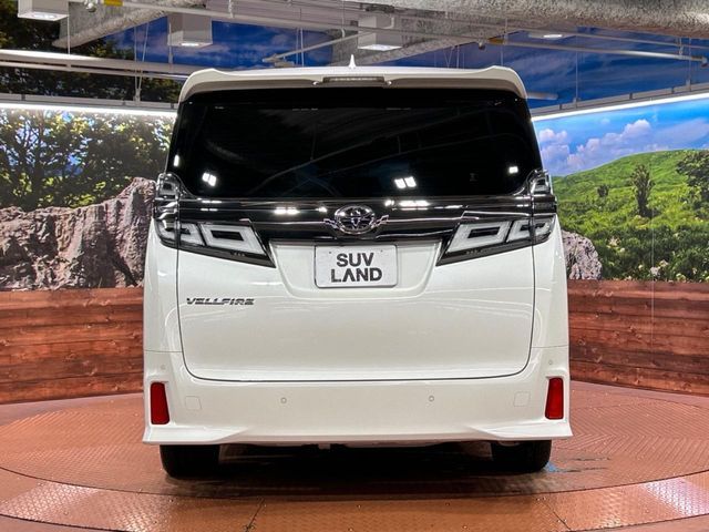 TOYOTA VELLFIRE 2020