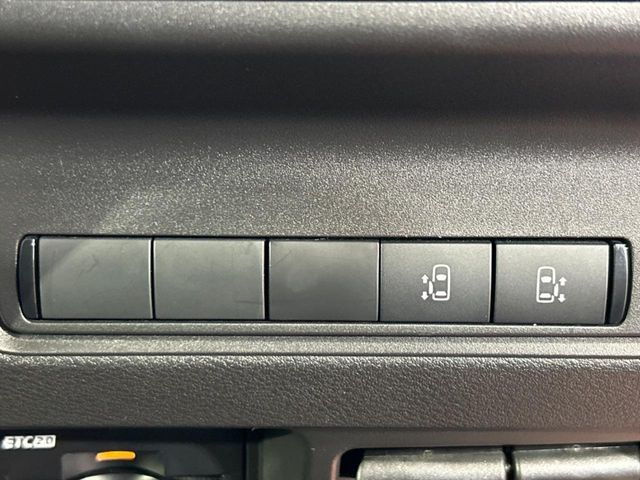 NISSAN SERENA  WG 2023