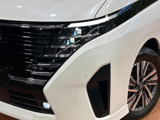 NISSAN SERENA  WG 2023