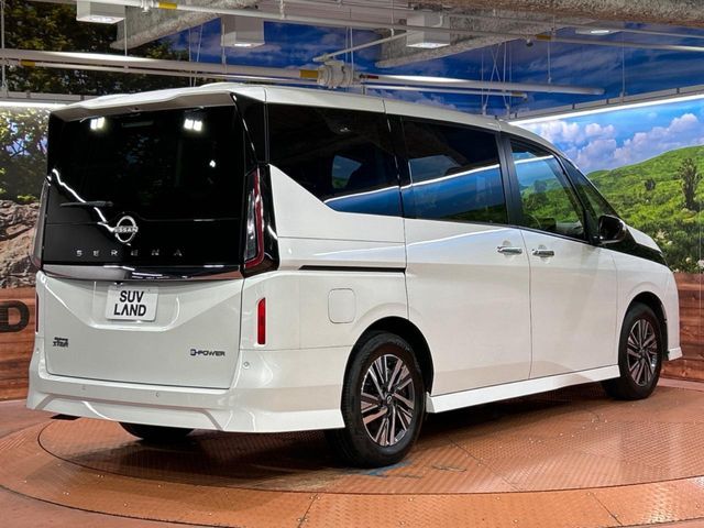 NISSAN SERENA  WG 2023