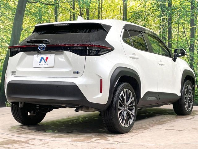 TOYOTA YARIS CROSS HYBRID 2021