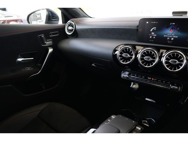 MERCEDES BENZ MERCEDES BENZ CLA Shooting Brake 2020