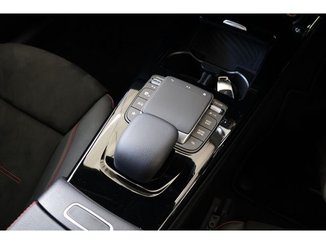 MERCEDES BENZ MERCEDES BENZ CLA Shooting Brake 2020