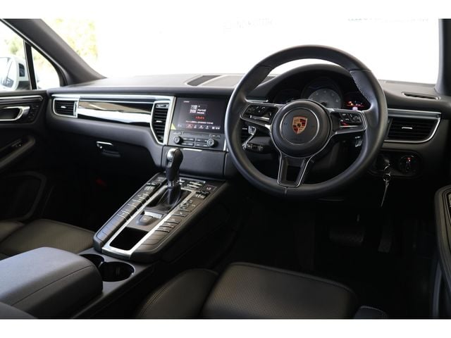 PORSCHE PORSCHE Macan 2018