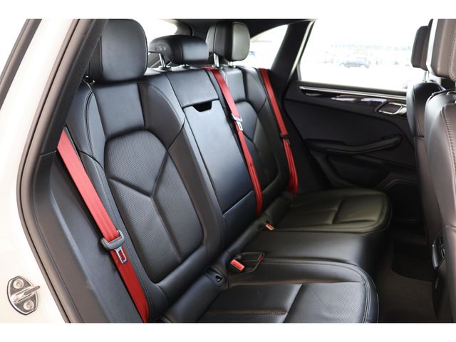 PORSCHE PORSCHE Macan 2018