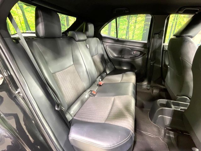 TOYOTA YARIS CROSS HYBRID 2023