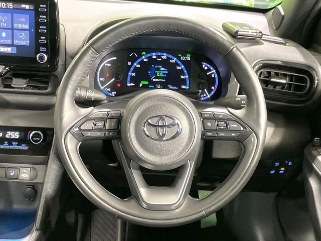 TOYOTA YARIS CROSS HYBRID 2023