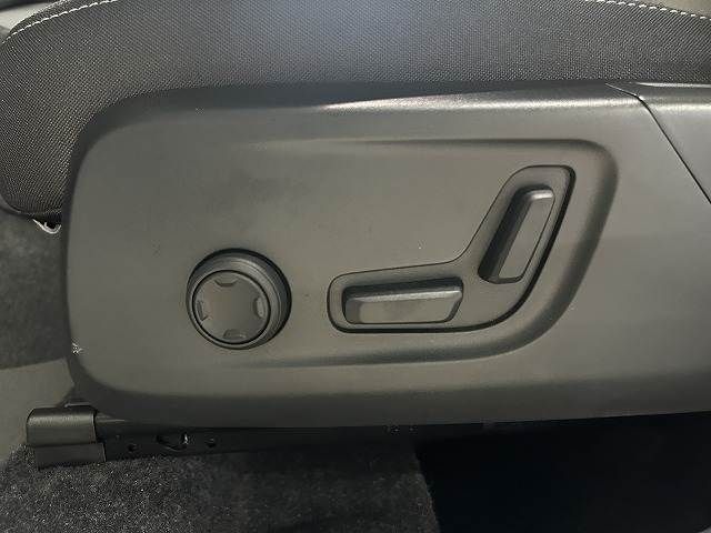 VOLVO VOLVO XC40 2024