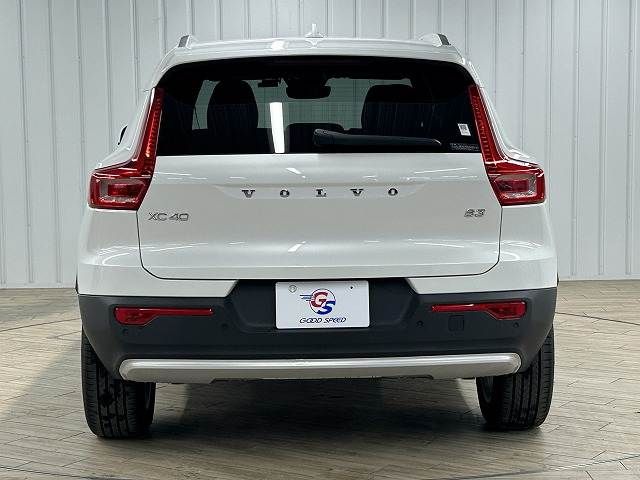 VOLVO VOLVO XC40 2024