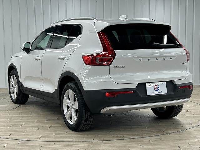 VOLVO VOLVO XC40 2024
