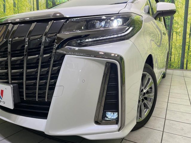 TOYOTA ALPHARD 2022