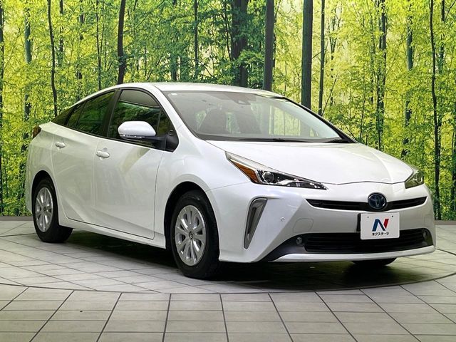 TOYOTA PRIUS 2021