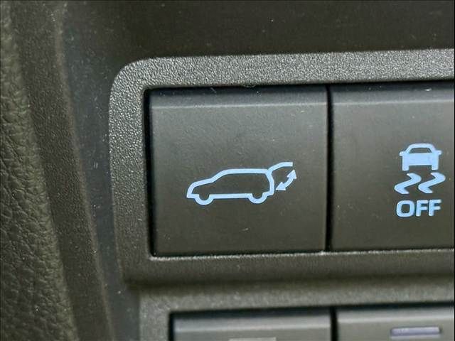 TOYOTA YARIS CROSS HYBRID 2021