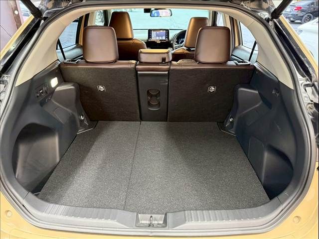 TOYOTA YARIS CROSS HYBRID 2021