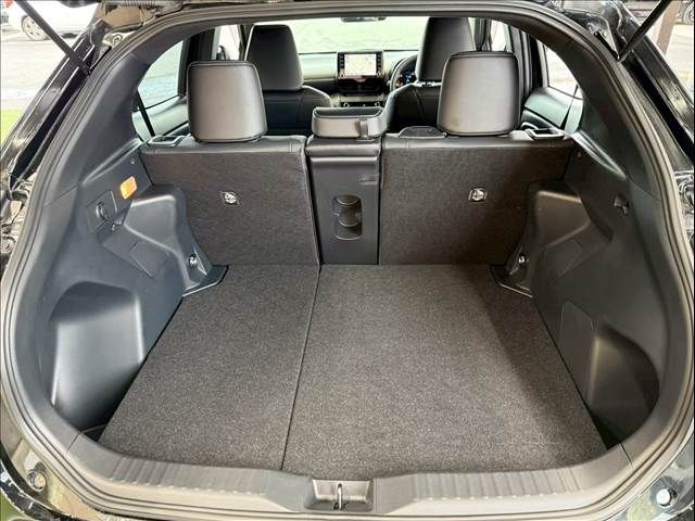 TOYOTA YARIS CROSS 2023