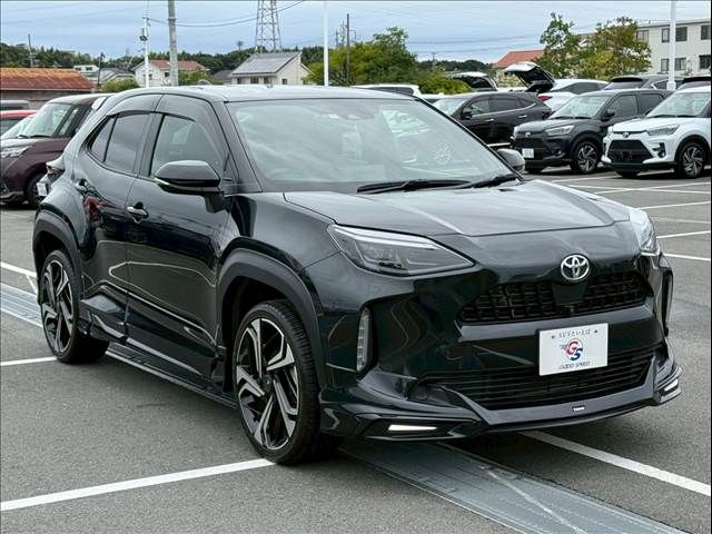 TOYOTA YARIS CROSS 2023