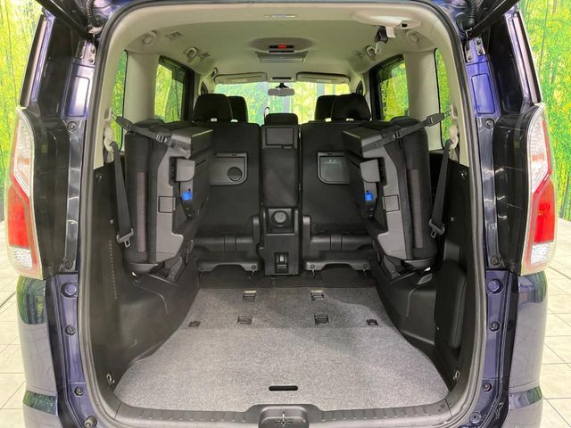 NISSAN SERENA  S-HYBRID 2017