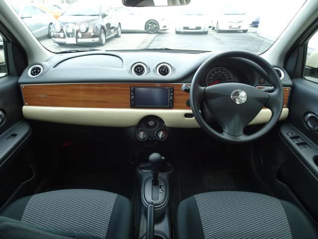 MITSUOKA VIEWT Hatchback 2019