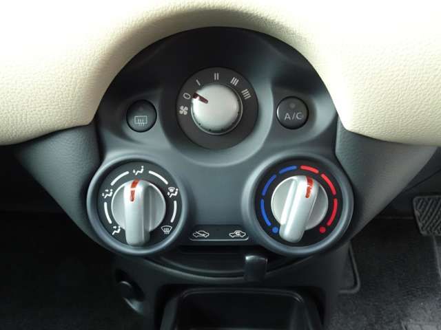 MITSUOKA VIEWT Hatchback 2019