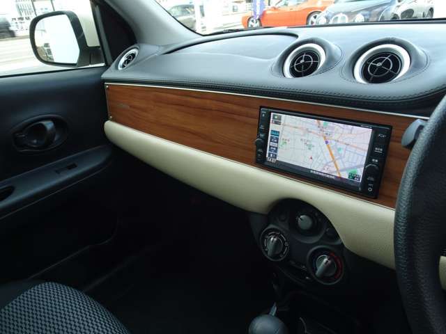 MITSUOKA VIEWT Hatchback 2019