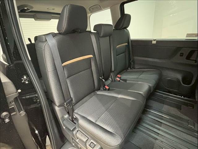 NISSAN SERENA  WG 4WD 2025