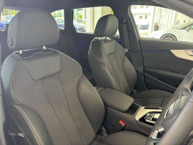 AUDI AUDI A4 AVANT 2023