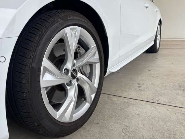 AUDI AUDI A4 AVANT 2023