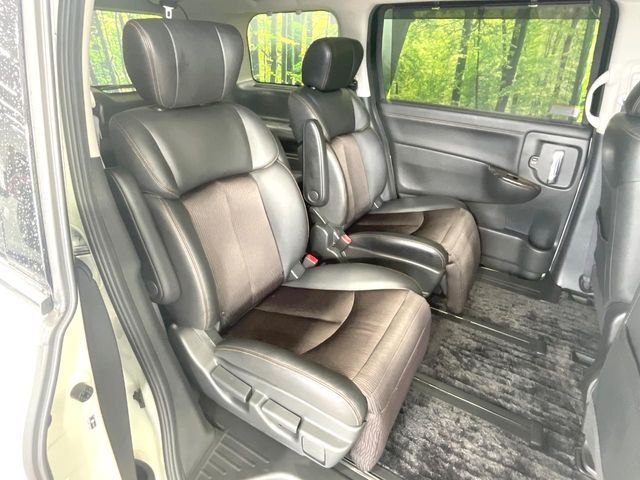 NISSAN ELGRAND 2018